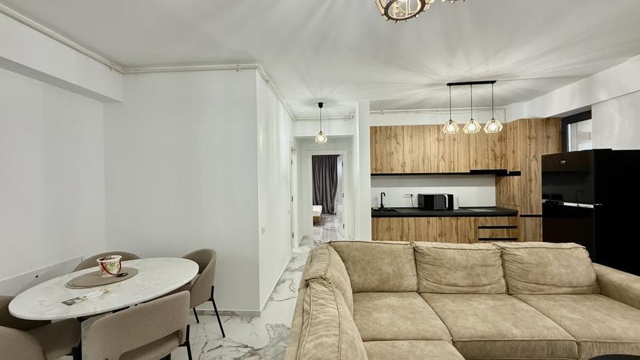 Apartament cu 3 camere si 2 locuri de parcare in Mamaia frontal la MARE - 9