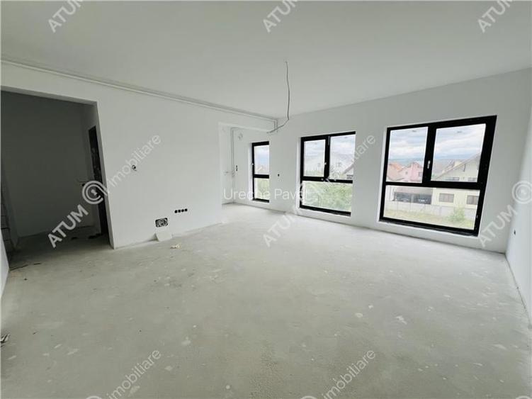 Apartament cu 2 camere si loc de parcare etaj 1 zona Unimat Selimbar