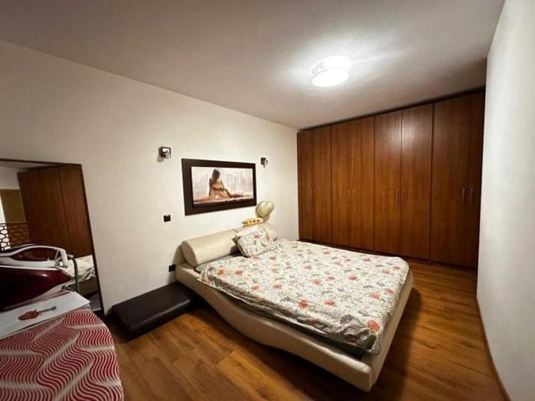 Tineretului, Str. Trestiana, Apartament 3 camere. - 1