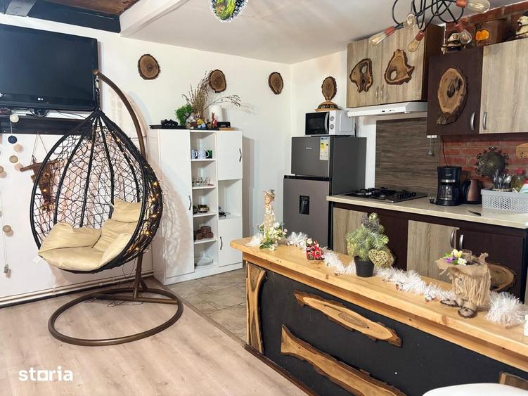 Casă cu 6 camere cu Teren 820 Mp în Tiha Bârgăului