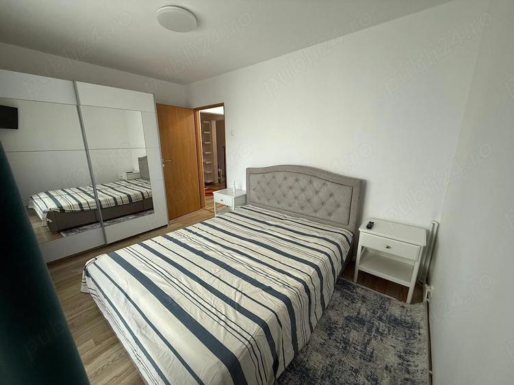 APARTAMENT de vanzare in zona LIPOVEI spatios, et. - 11