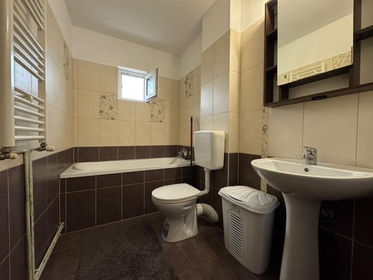 Apartament spatios 2 camere, decomandat, 49 mp - Soarelui - 7