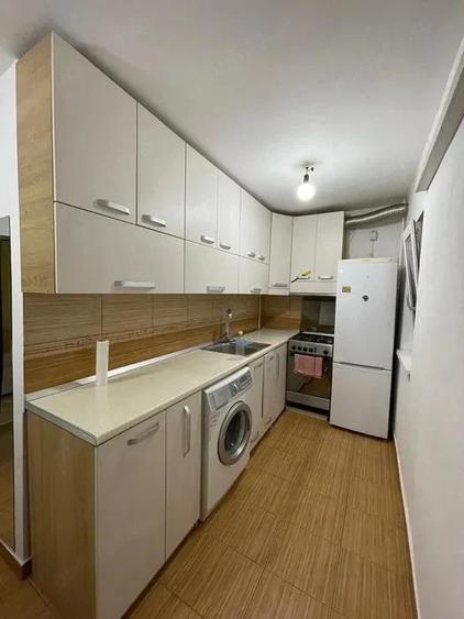 Apartament 1 camera decomandat etaj 3 langa Spitalul Judetean amenajat bloc izolat - 5