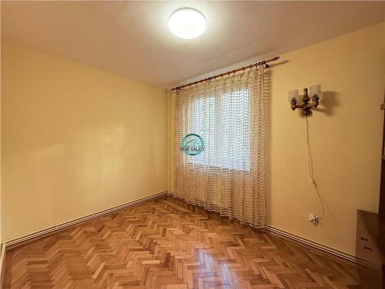 Inchiriez apartament cu 4 camere, 2 bai, etaj 1 in Dambu zona Profi - 11