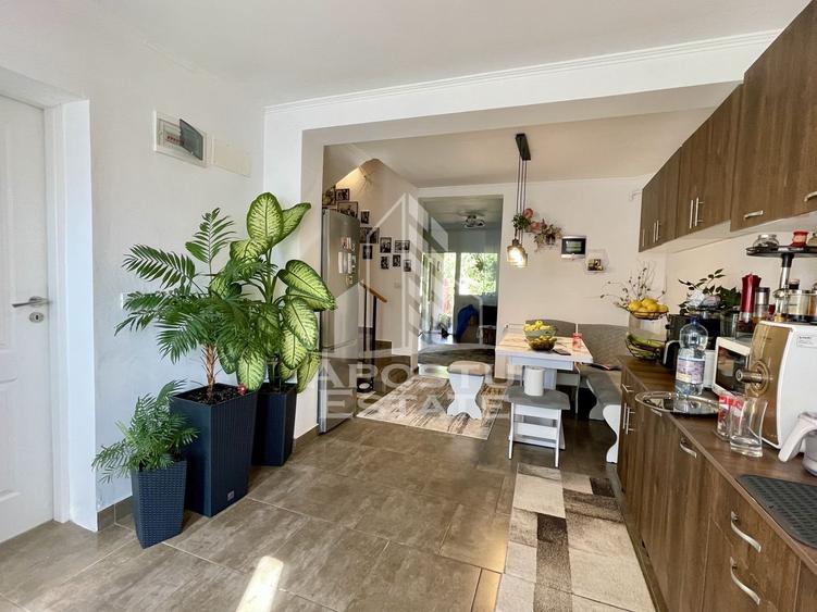 Locuinta mobilata utilata Sanmihaiu Roman - 3