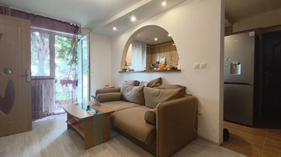 Apartament 3 camere in Deva, zona Licee - 11