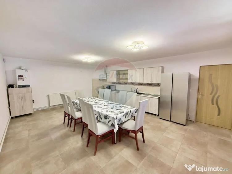 Casa / Vila cu 7 camere de vanzare - 5