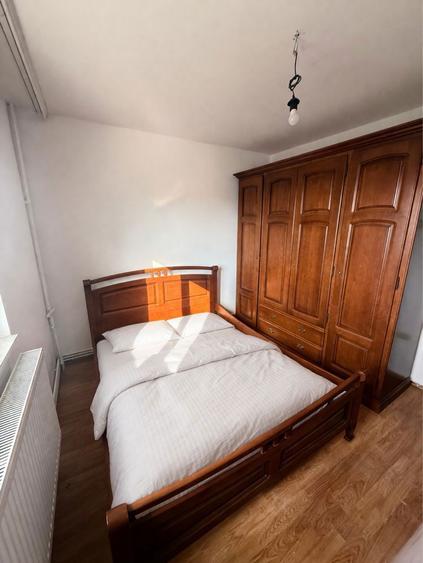 Inchiriez apartament 3 camere - 3