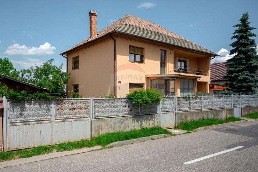 Apartament cu 4 camere la casă | 105 mp Utili | Curte 128 mp - 16