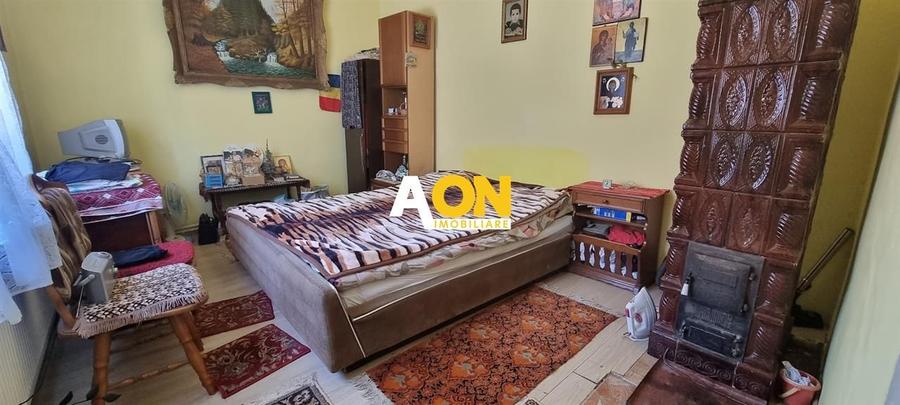 Casa individuala, 2 Camere, zona Poarta I,  300mp teren - 6