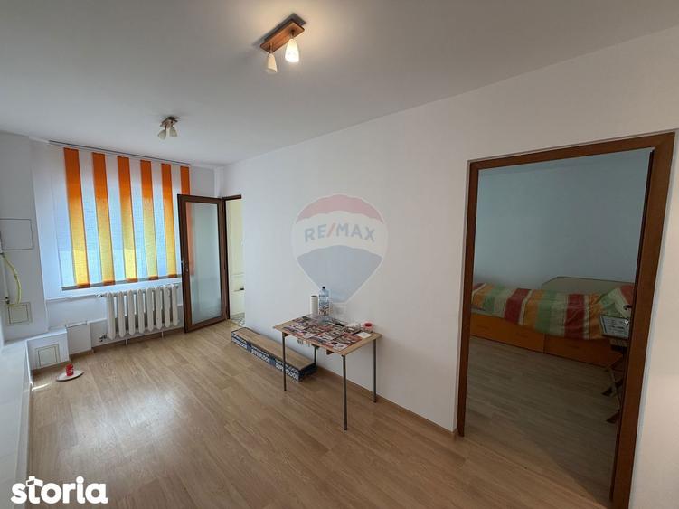 Apartament doua camere et 1 - 2