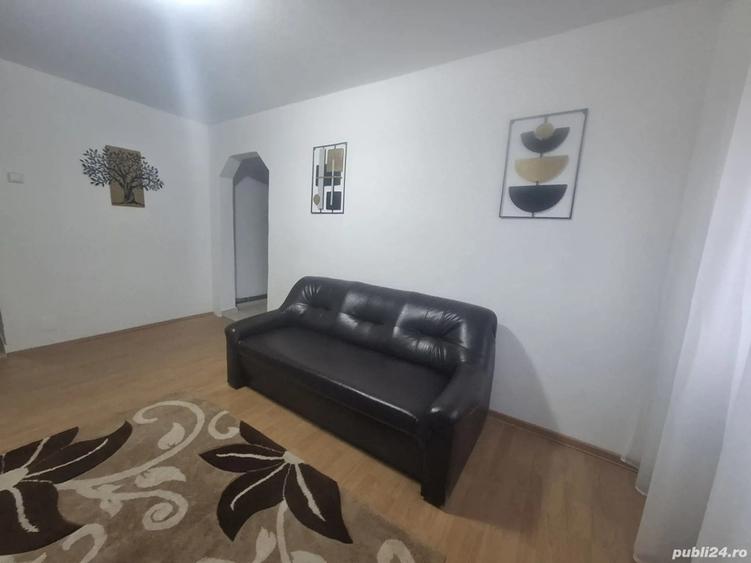 Inchiriez apartament 3 camere - 5