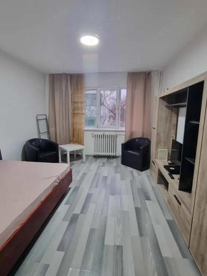 Inchiriez garsoniera - 2