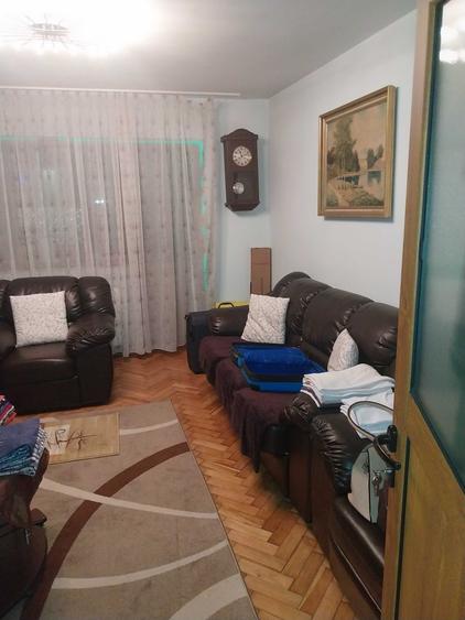 Vind Ap.2 camere decomadat PARTER PIATA pe coltHerculane - 5