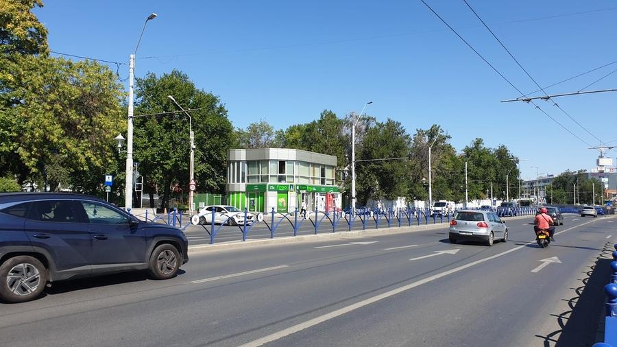 Piata Sudului | Spatiu Comercial Inchiriat | 144 Mp | P+1 | Cladire 2 Nivele - 4