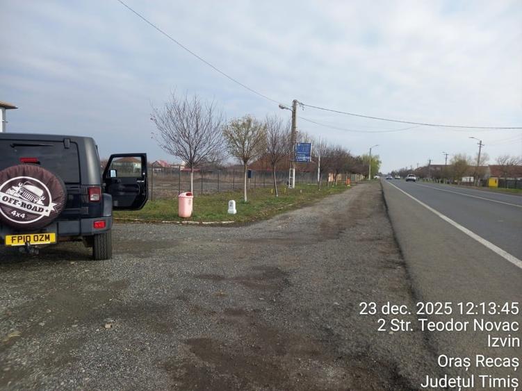 Doua terenuri la pachet - 1