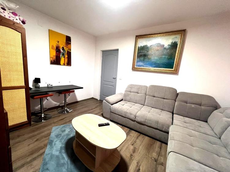 Garsoniera 27mp zona Autogarii finisata mobilata utilata 35000eur - 3