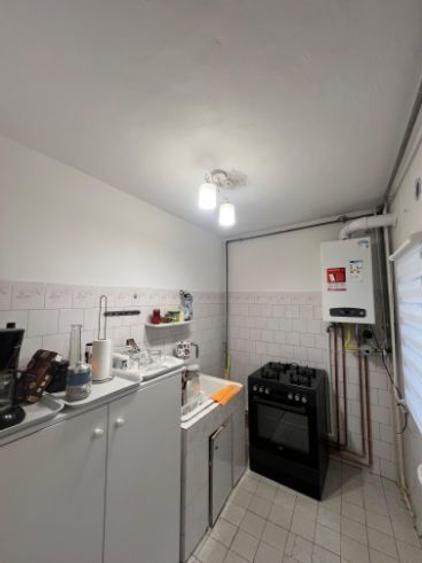 VAND APARTAMENT CU 1 CAMERA- PROPRIETAR -ZONA TORONTALULUI - 10