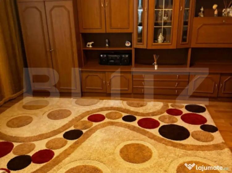 Apartament cu 2 camere, semidecomandat, zona Ultracentrala - 1