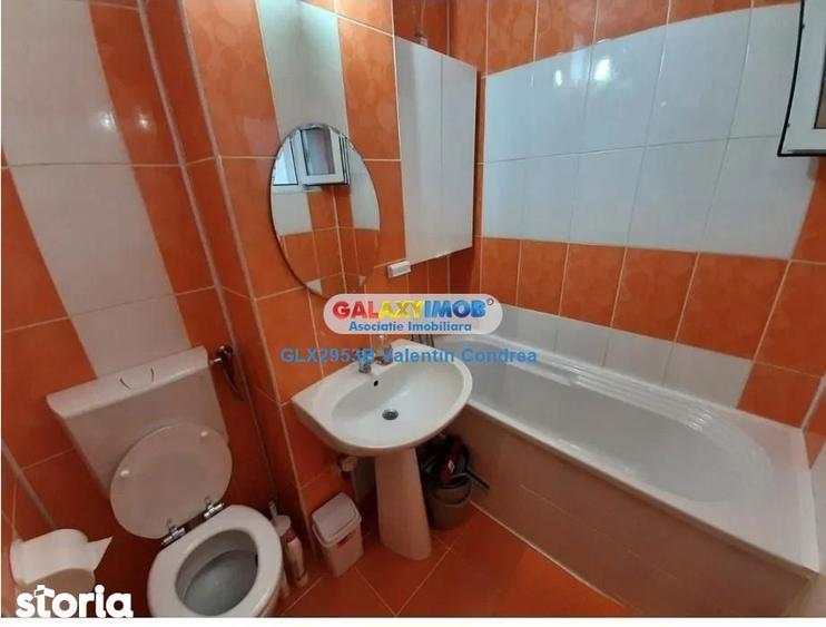 Apartament cu 3 camere decomandat în Berceni