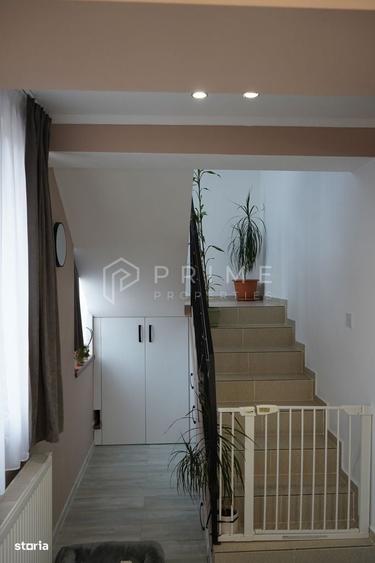Casă cu 4 camere în Sângeorgiu de Mureș