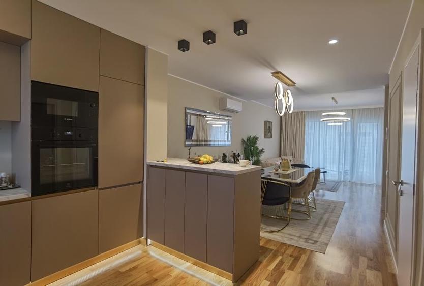 Duplex cu 5 camere cu Garaj în Pipera