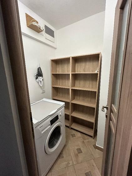 Apartament cu 3 camere decomandat în Ștefan cel Mare