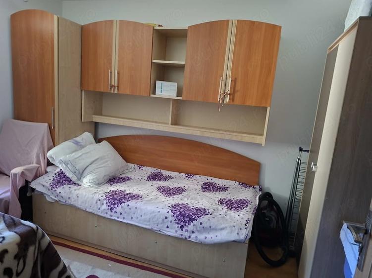 Casă cu 4 camere cu Teren 938 Mp în Exterior Vest