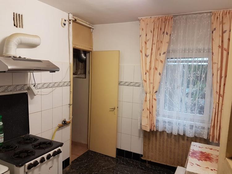Apartament cu 2 camere semidecomandat în Lacul Tei