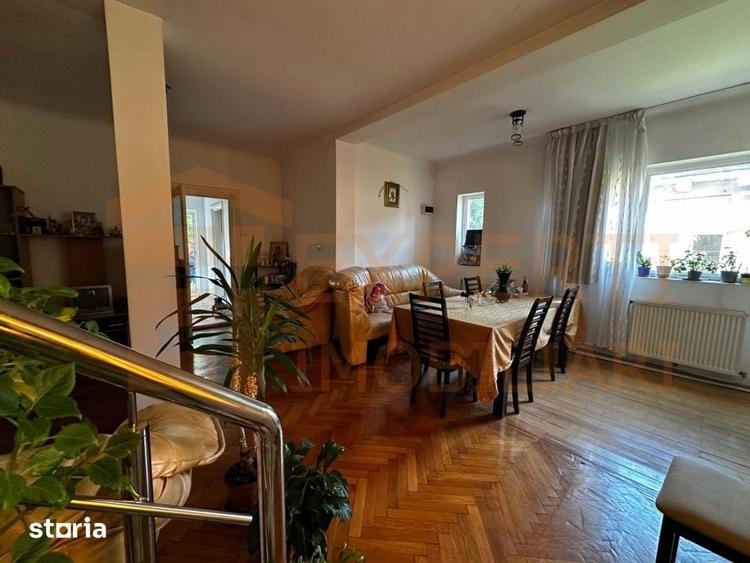 Casă cu 7 camere cu Teren 780 Mp în Ion Creangă