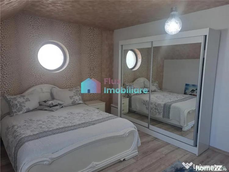 Casă cu 5 camere cu Teren 1600 Mp în Moara