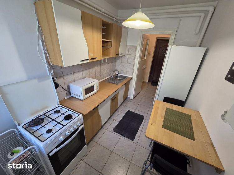 Apartament cu 2 camere semidecomandat în Grigorescu