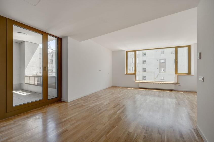 Apartament cu 2 camere semidecomandat, mobilat în Victoriei