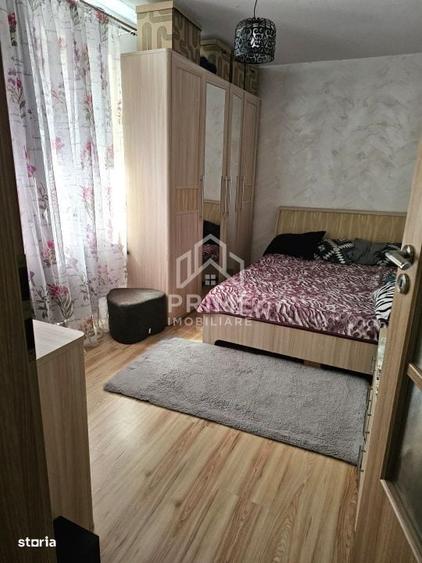 Apartament cu 3 camere în Cetate