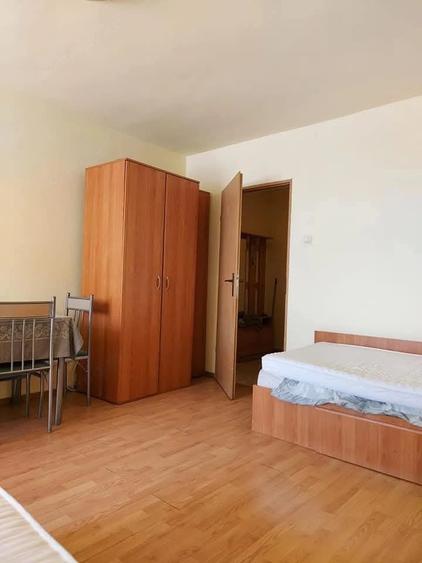 Garsonieră decomandată în Take Ionescu