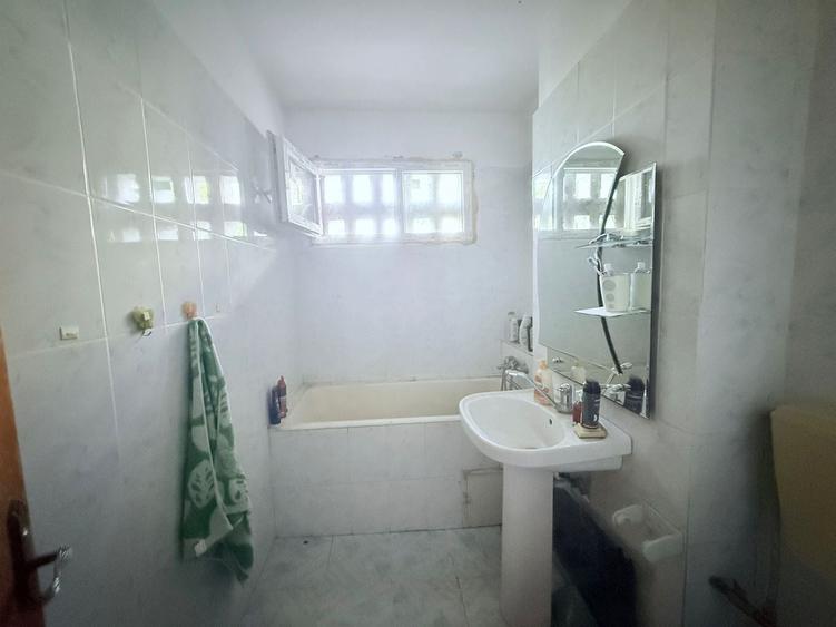 APARTAMENT 3 CAMERE BLOC REABILITAT TERMIC STR.GHIRLANDEI - 10