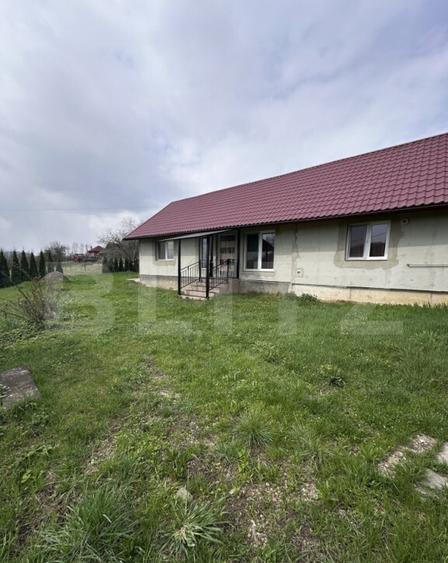 Casa de vanzare, zona deosebita , teren generos,Sali? - 10