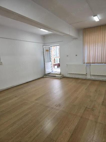 Dau in chirie Cladire birouri, ultracentral D+P+2E, 150mp pe nivel, SC tot-636 mp Inc oras , rampa, - 7