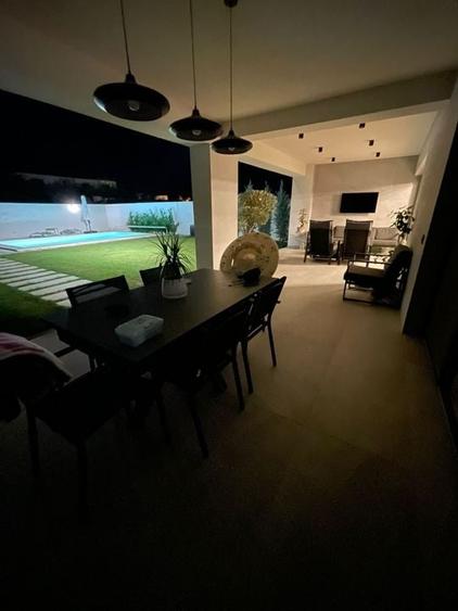 Locuinta individuala exclusivista cu piscina - Dumbravita - 37