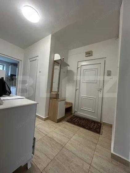 APARTAMENTB 3 CAMEREU ETAJ 1 ,ULTRA CENTRAL INTR-O ZONA LINISTITA - 9