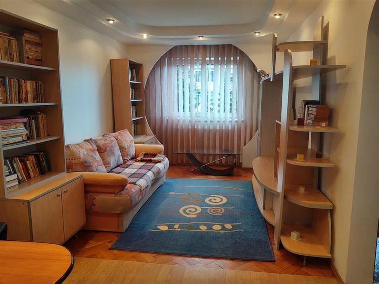 Apartament 3 camere decomandat balcon - Strand - 1