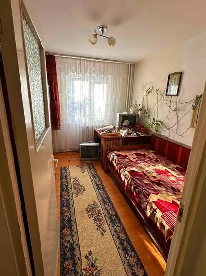 Apartament 3 camere decomandat-Podu Ros-liceul Racovita - 5