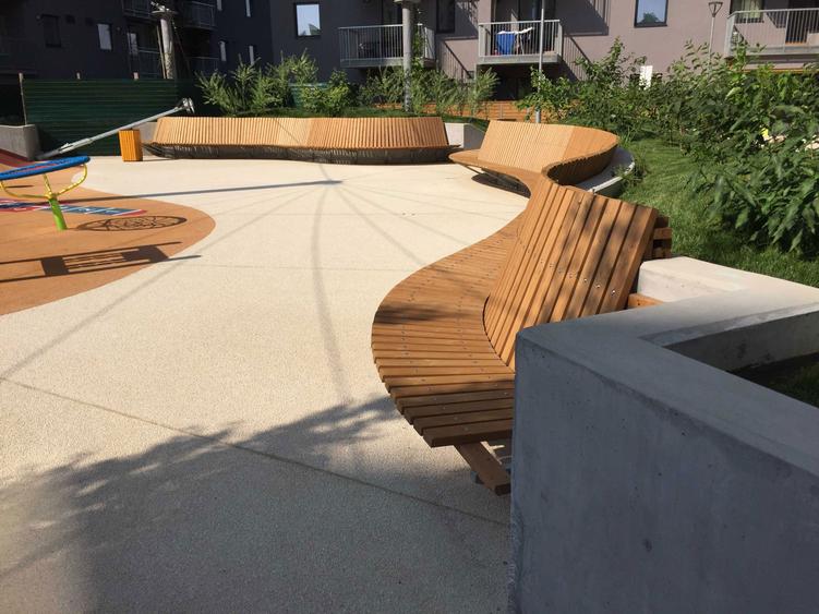 The Park apartament 2 camere cu gradina ( - 8