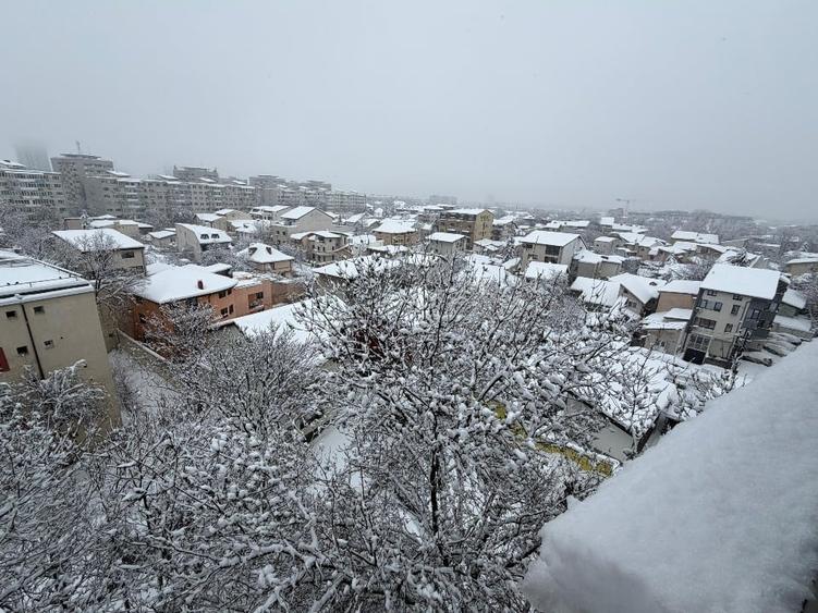 Apartament 2 camere,vis-a-vis de RAR, langa metrou 1 Mai - 9