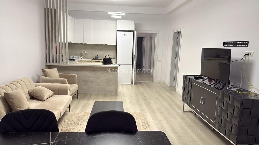 Apartament 4 camere - vedere FRONTALA la mare - loc de parcare - bloc nou