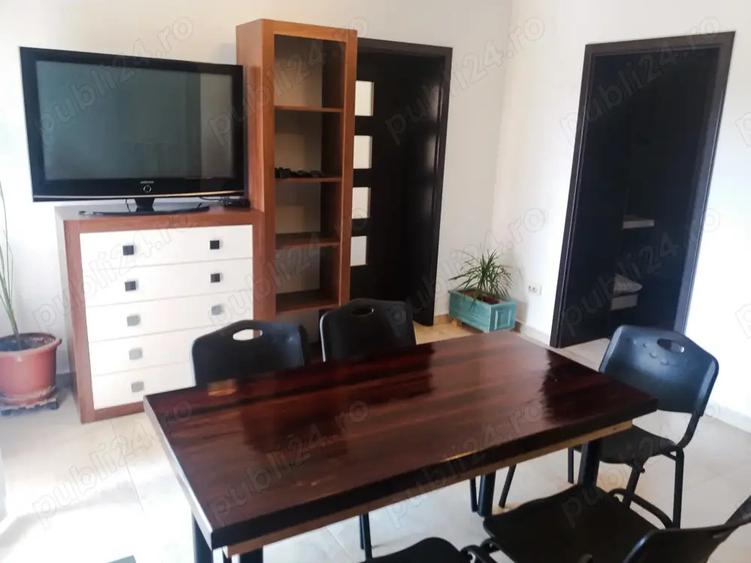 PF vand apartament 7 camere 4 bai Mamaia Nod pe partea cu marea - 2