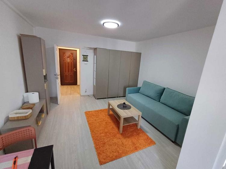 Proprietar inchiriez garsoniera - 1