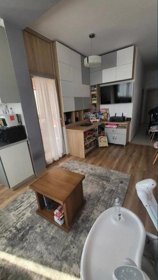 Apartament cu 2 camere, zona Tatarasi - 2