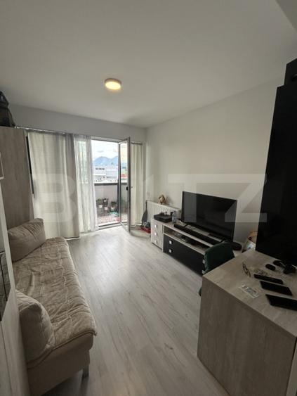 Apartament cu 3 camere, 68 mp, etaj intermediar, zona Tractorul - 2