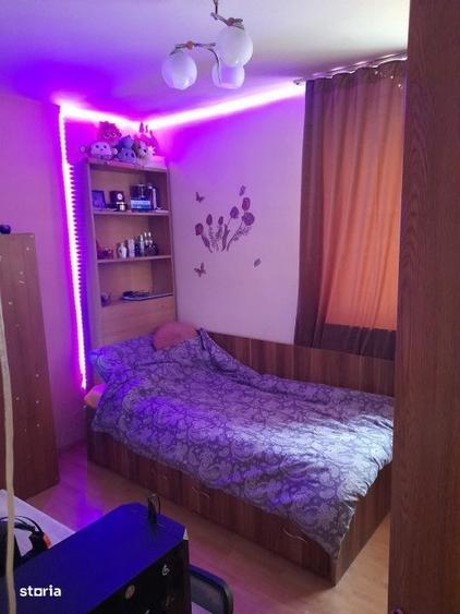Apartament cu 3 camere în Aghireșu